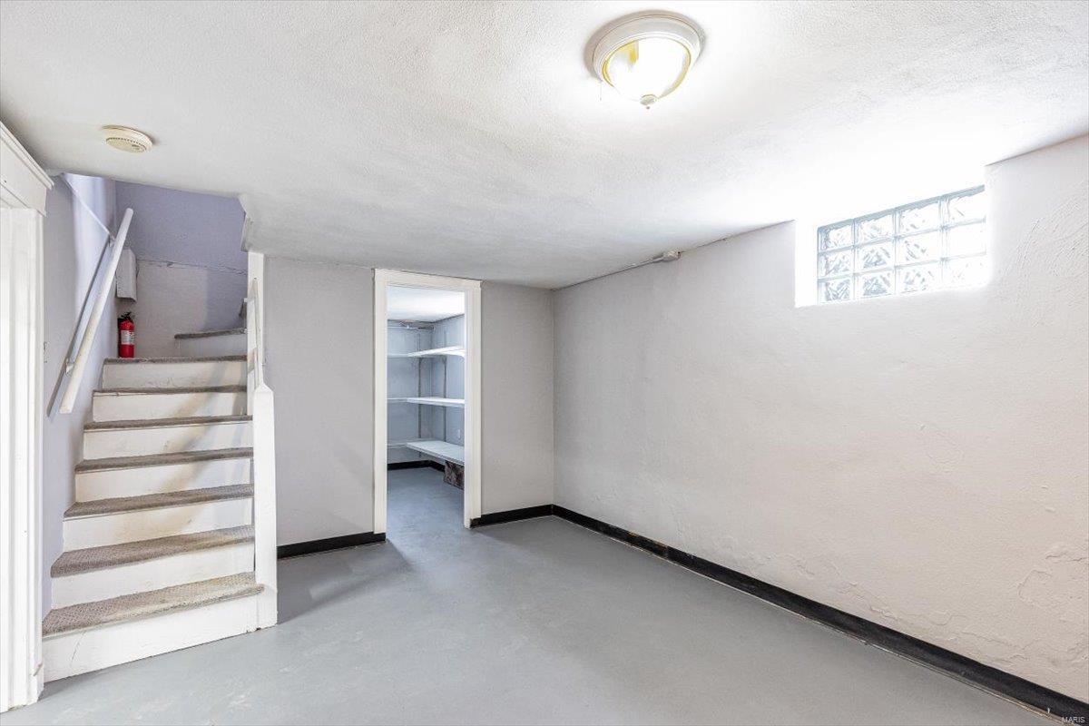 6616 Heege Road St. Louis, MO 63123 - Photo 45 of 86 Gallery Image 45