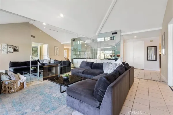 $3,500 | 77 Lakeshore Drive, Rancho Mirage, CA 92270