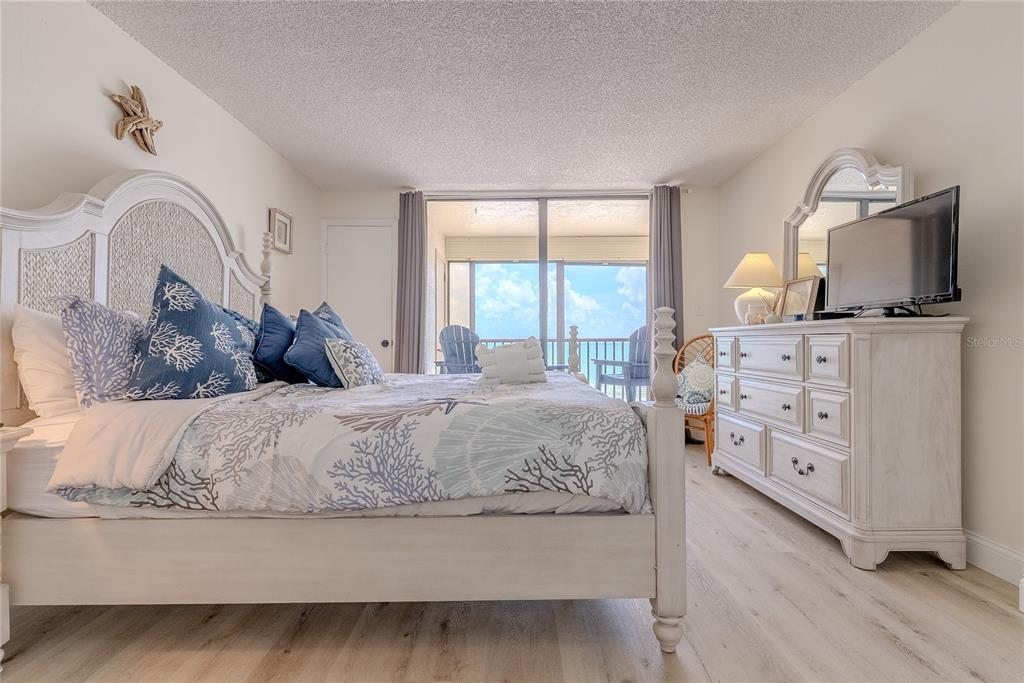 20040 Gulf Boulevard, Unit 402 Indian Rocks Beach, FL 33785 - Photo 15 of 32