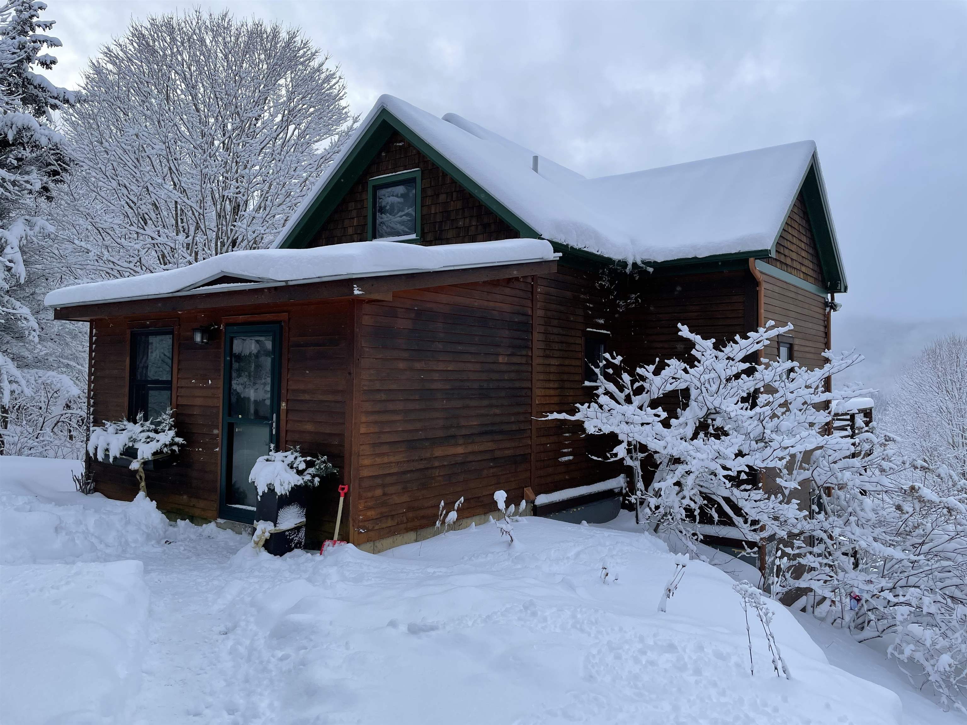1470 Moody Road Huntington, VT 05462 - Photo 10 of 52