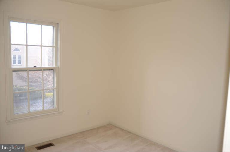 3840 Inverness Road Fairfax, VA 22033 - Photo 16 of 30 Bedroom