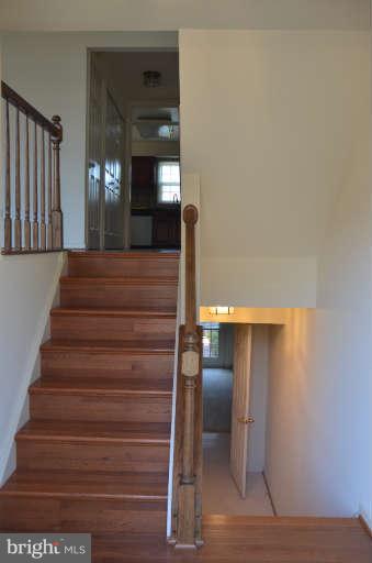3840 Inverness Road Fairfax, VA 22033 - Photo 7 of 30 Interior (General)