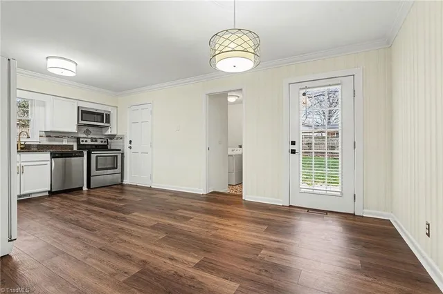 $292,000 | 2702 Lilac Drive, Greensboro, NC 27408