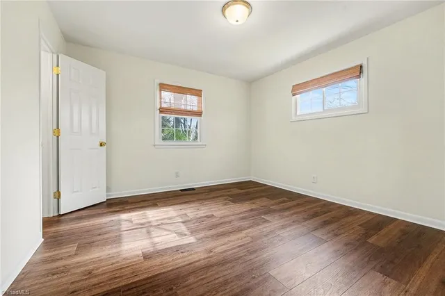 $292,000 | 2702 Lilac Drive, Greensboro, NC 27408