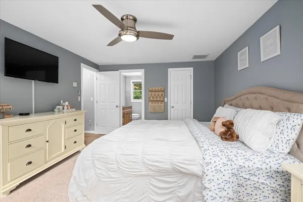 $999,000 | 104 Alana Drive, Northbridge, MA 01534