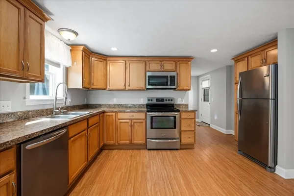 $999,000 | 104 Alana Drive, Northbridge, MA 01534