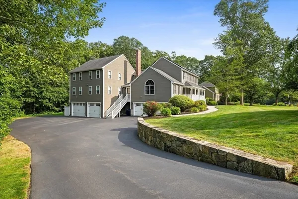 $999,000 | 104 Alana Drive, Northbridge, MA 01534