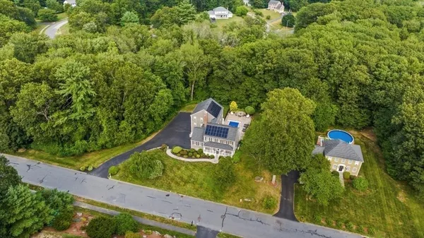 $999,000 | 104 Alana Drive, Northbridge, MA 01534