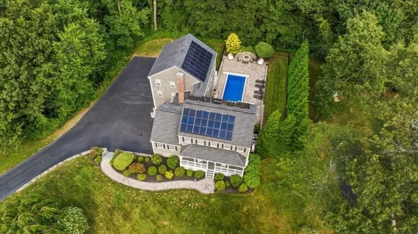 $999,000 | 104 Alana Drive, Northbridge, MA 01534