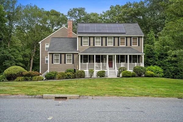 $999,000 | 104 Alana Drive, Northbridge, MA 01534