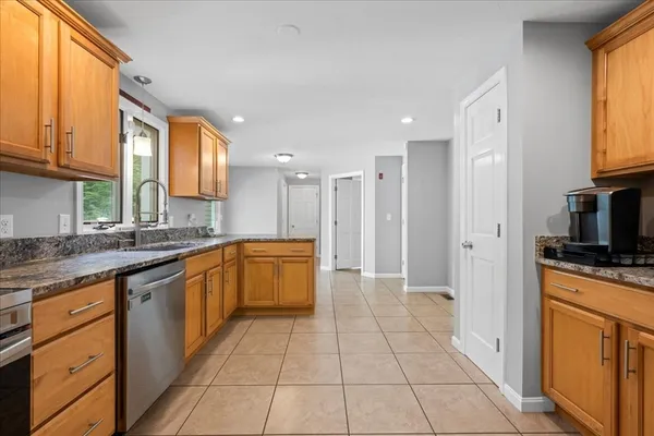 $999,000 | 104 Alana Drive, Northbridge, MA 01534