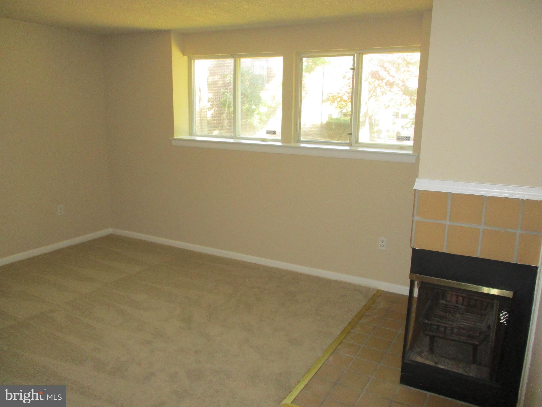 5465 Vantage Point Road, Unit 17 Columbia, MD 21044 - Photo 15 of 16 Family Room