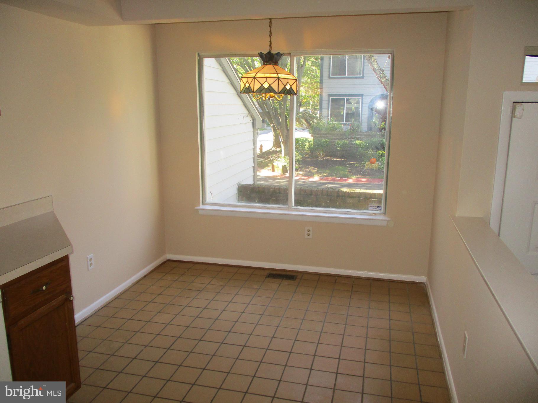 5465 Vantage Point Road, Unit 17 Columbia, MD 21044 - Photo 6 of 16 Kitchen