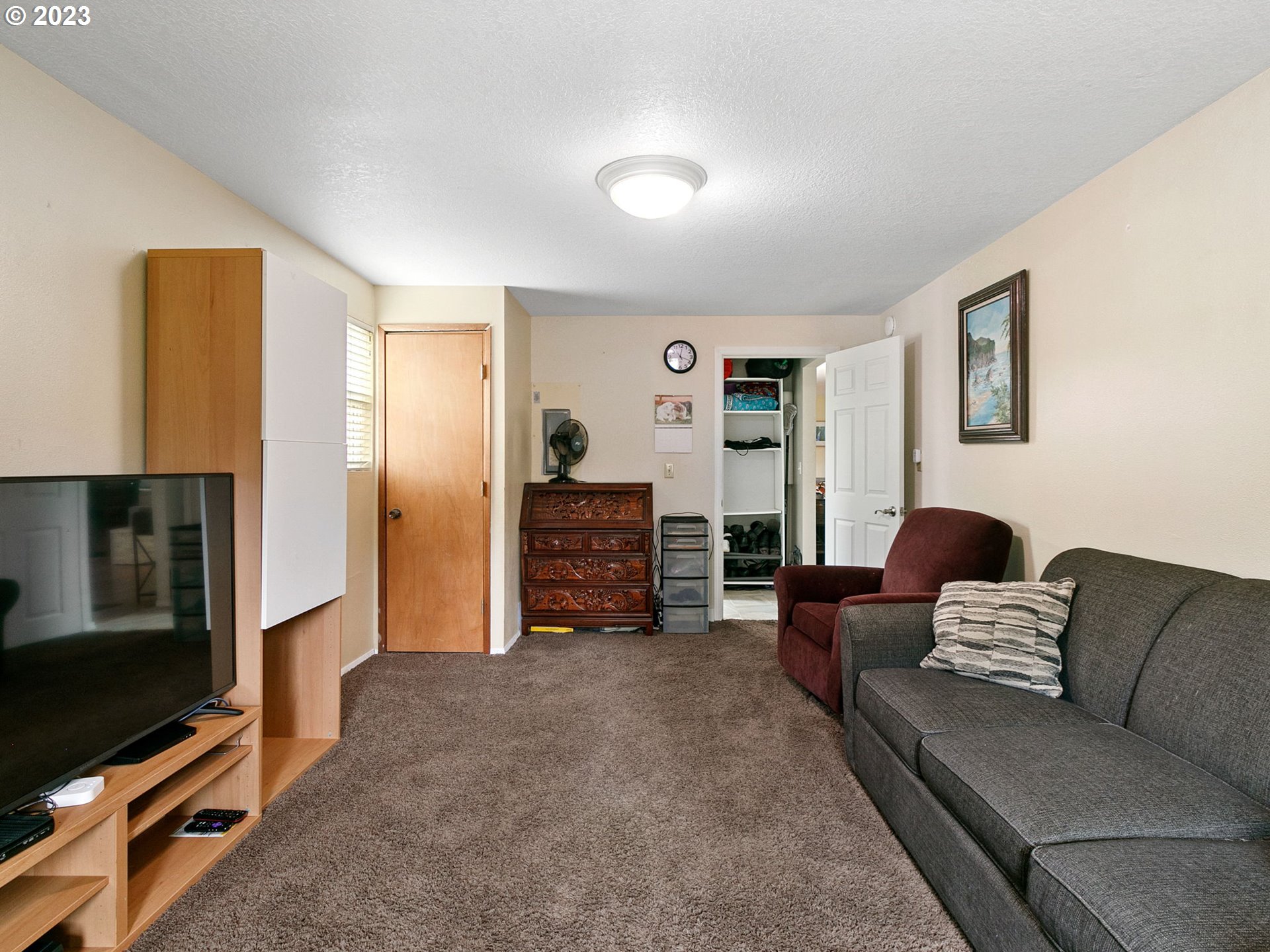30945 Southwest Boones Ferry Road Wilsonville, OR 97070 - Photo 14 of 41 Family Room