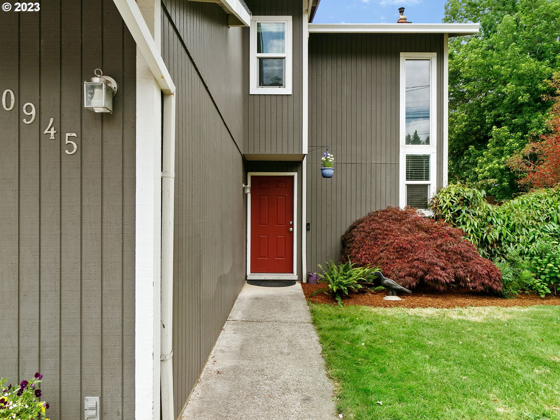 30945 Southwest Boones Ferry Road Wilsonville, OR 97070 - Photo 2 of 41 Exterior