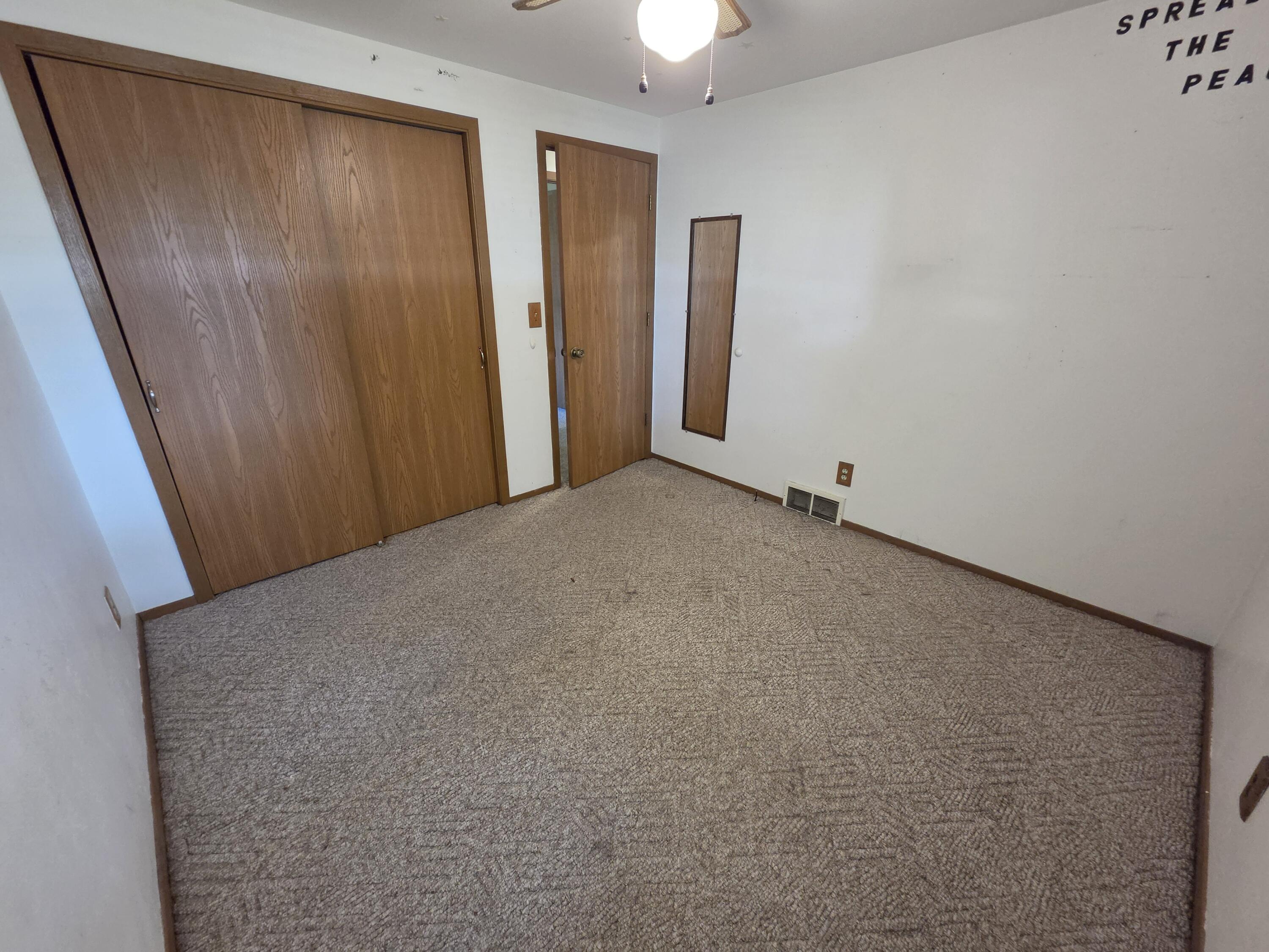 1845 Herman Road Manitowoc, WI 54220 - Photo 13 of 31 20260914_124751