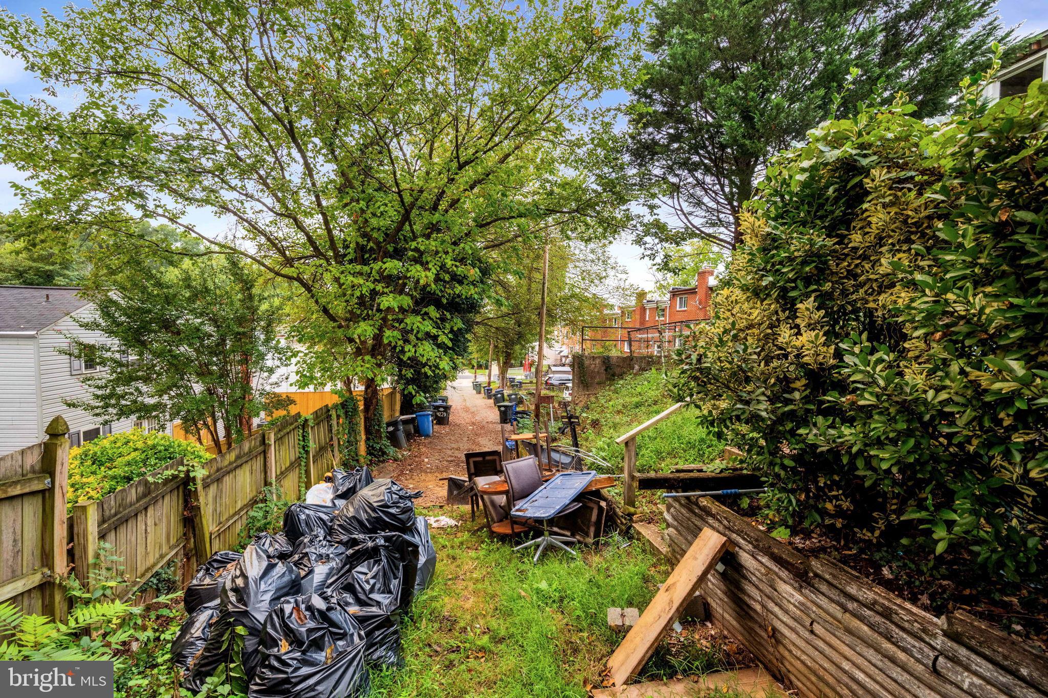 4227 Gault Place Northeast Washington, DC 20019 - Photo 32 of 34 Alleuy acess driveway