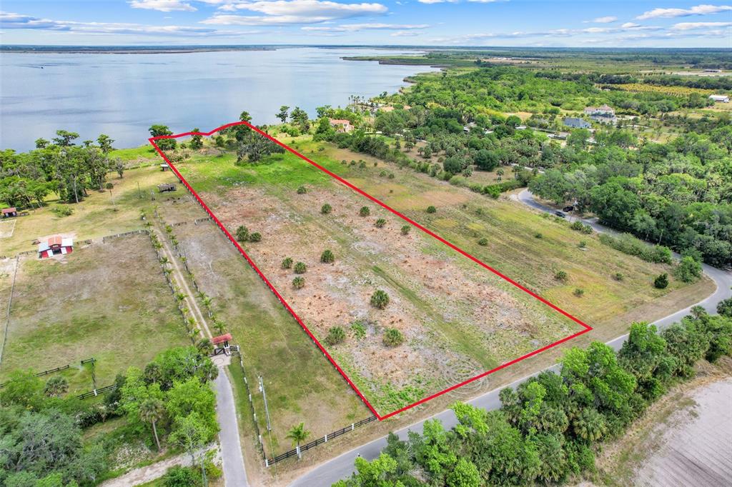 2170 Black Hammock Road Oviedo, FL 32765 - Photo 2 of 24 a view of a garden with an outdoor space