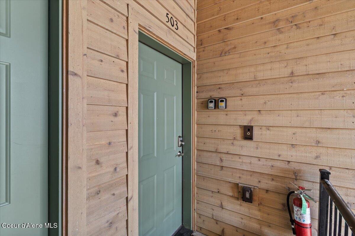 511 Guthrie Place, Unit 503 Dover, ID 83825 - Photo 15 of 58 15-Front Entrance