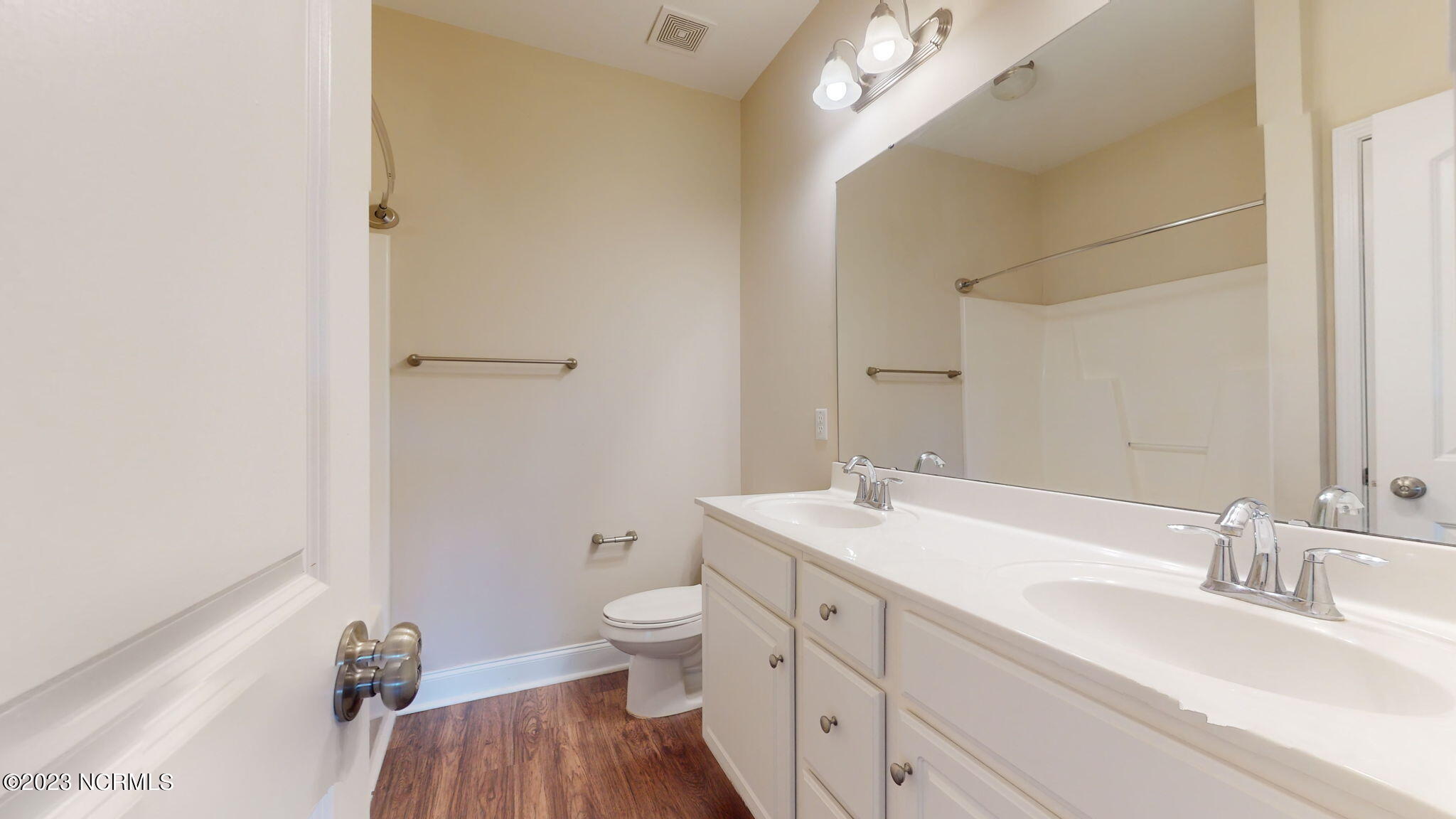325 Folkstone Road Holly Ridge, NC 28445 - Photo 3 of 40 39-web-or-mls-VTP-325-Folkstone-Rd-12052
