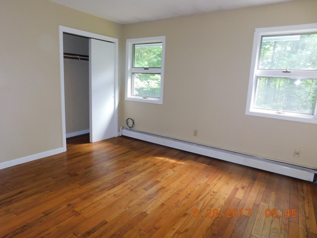 71 Hendee Way Hartford, VT 05059 - Photo 13 of 25