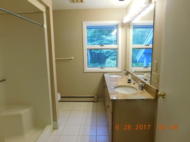 71 Hendee Way Hartford, VT 05059 - Photo 17 of 25