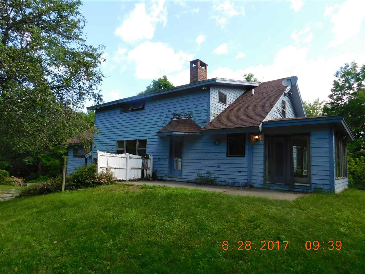 71 Hendee Way Hartford, VT 05059 - Photo 3 of 25