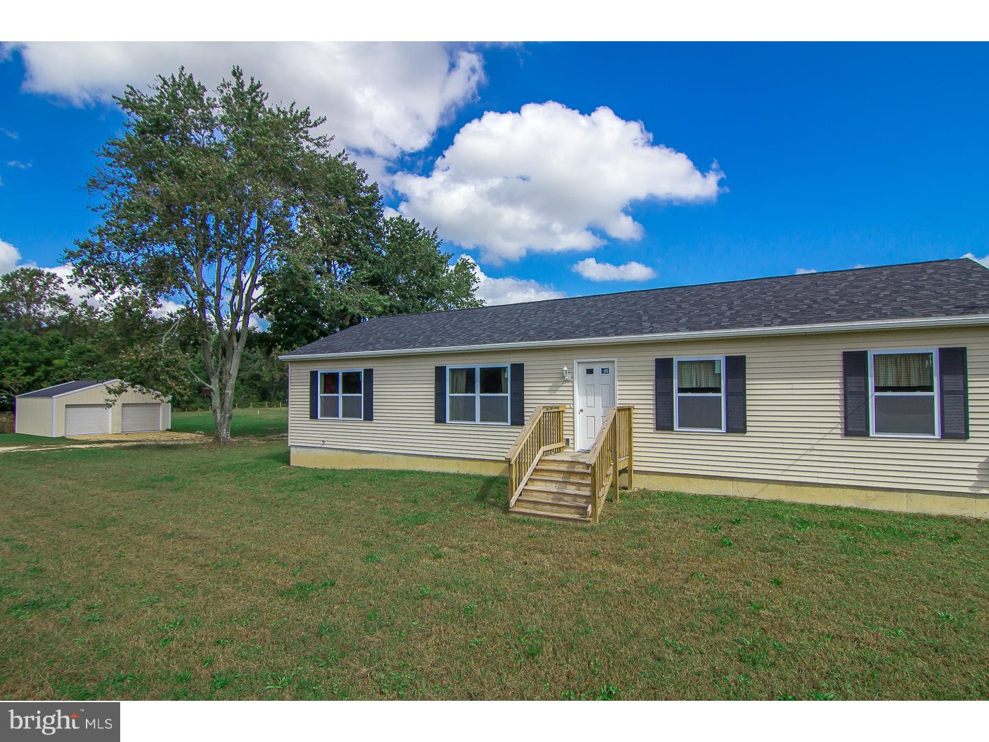 225 Center Road Elmer, NJ 08318 - Photo 1 of 25