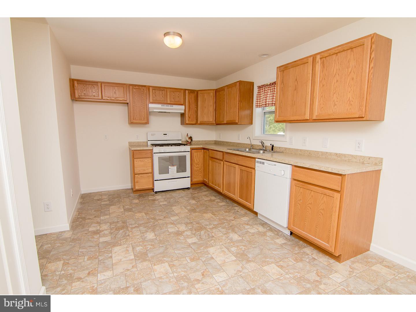 225 Center Road Elmer, NJ 08318 - Photo 10 of 25