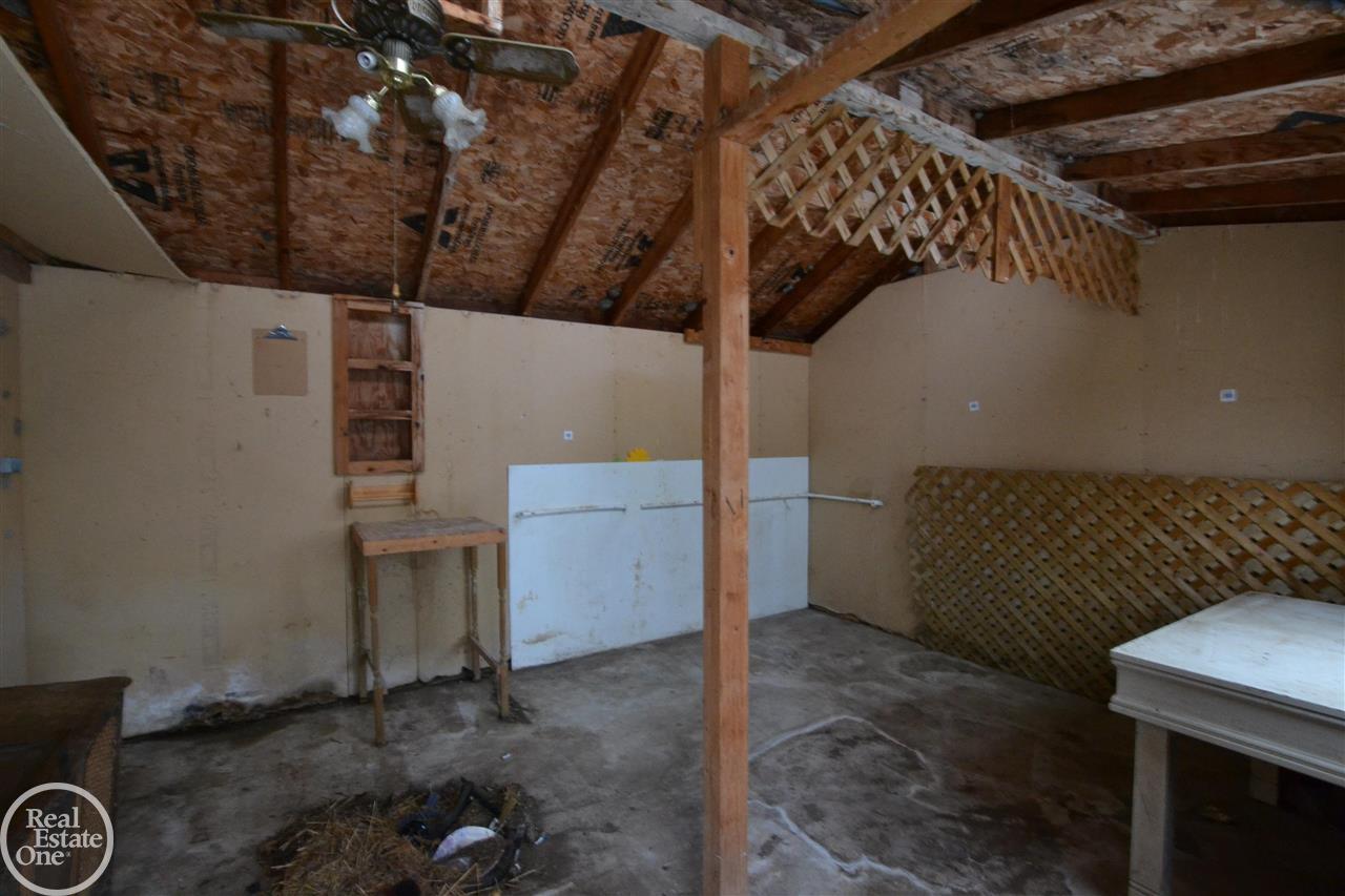60601 Kittle Road Washington, MI 48094 - Photo 31 of 35 Interior of Out Building