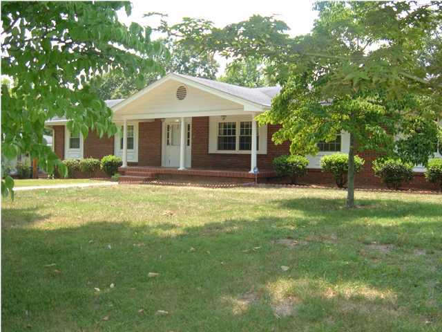 1320 Highland Road Chattanooga, TN 37415 - Photo 1 of 10 Primary Photo