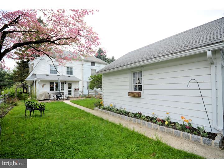 735 Ashbourne Road Cheltenham, PA 19012 - Photo 22 of 23 View in Back