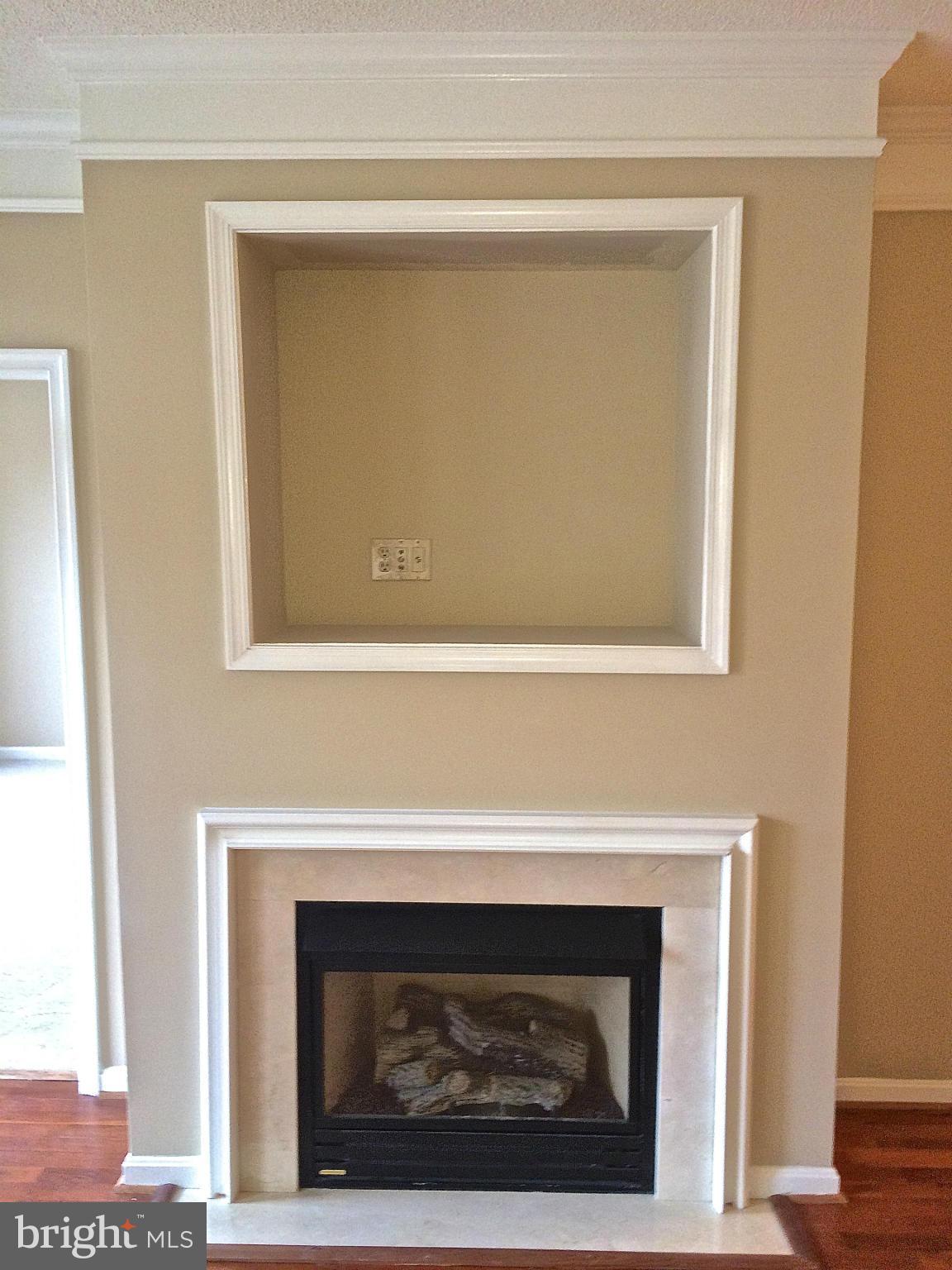 12185 Abington Hall Place, Unit 204 Reston, VA 20190 - Photo 23 of 26 Living Room