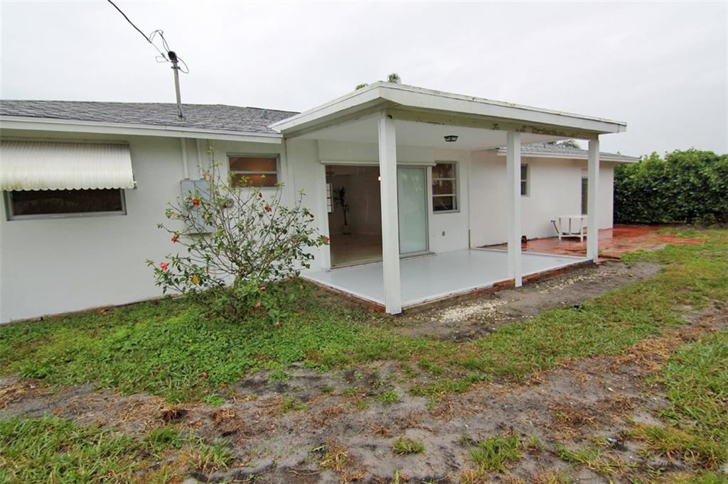 105 Windsor Road East Jupiter, FL 33469 - Photo 23 of 24 Gallery Image 23