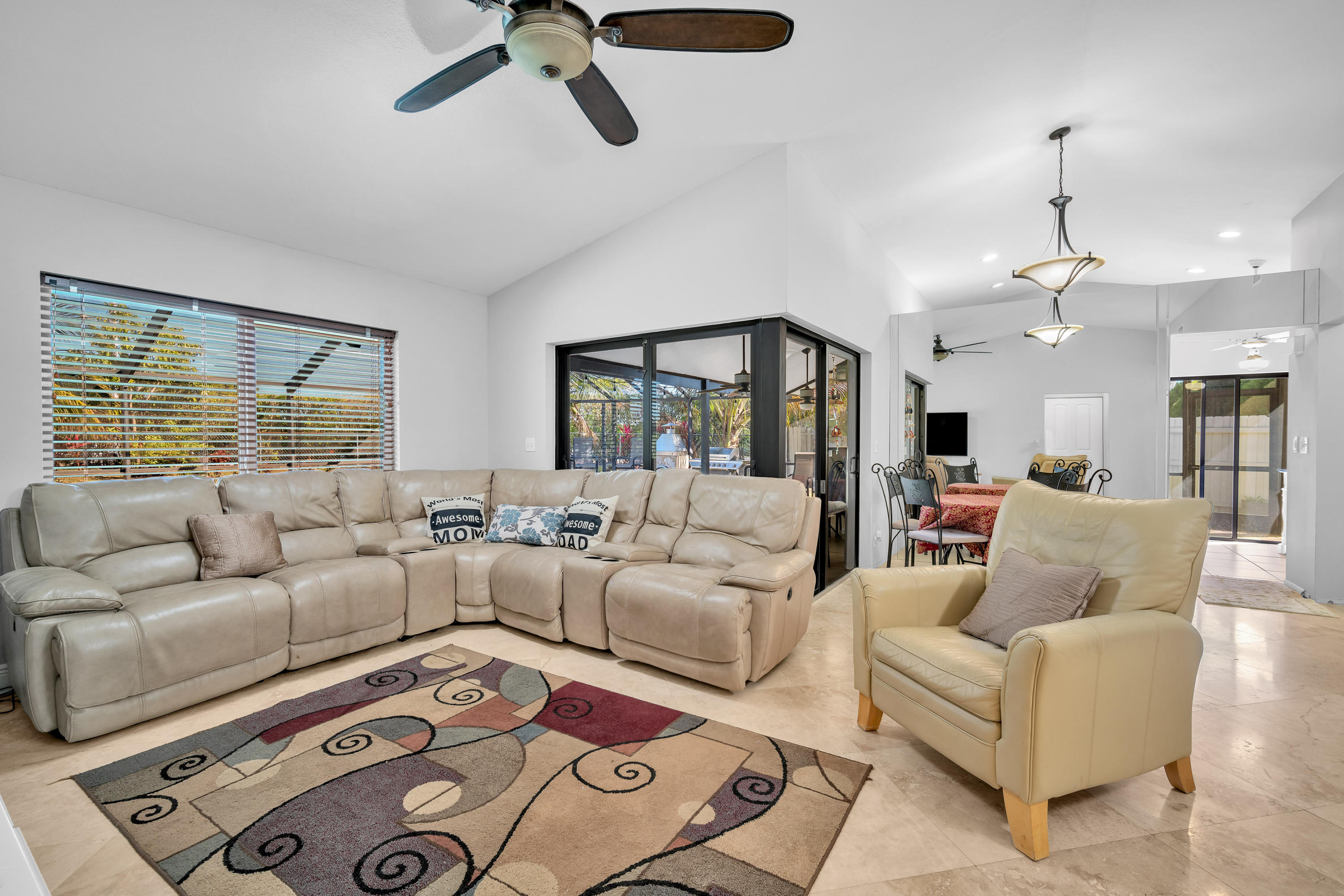 9179 Bedford Drive Boca Raton, FL 33434 - Photo 17 of 40 DSC00493
