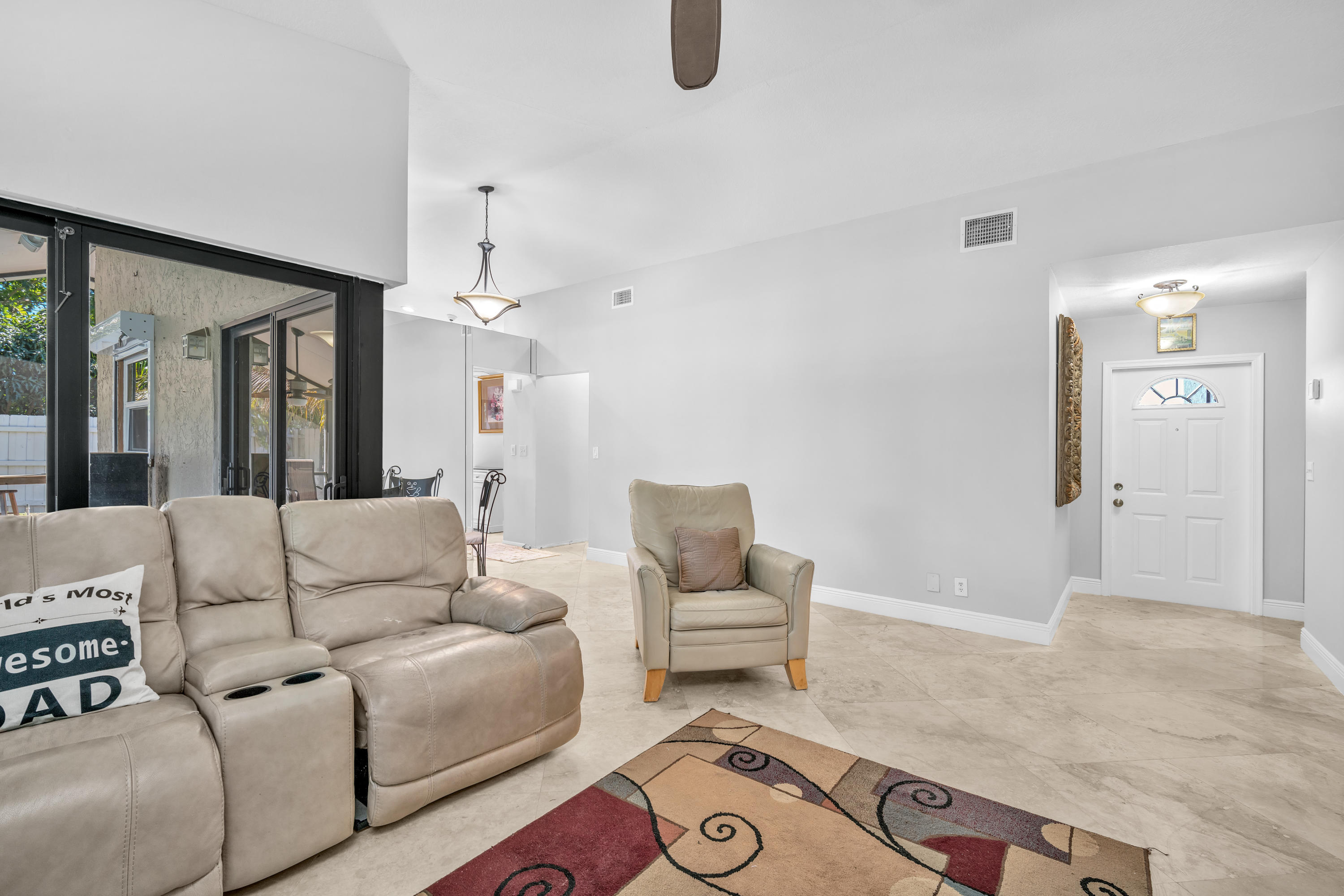 9179 Bedford Drive Boca Raton, FL 33434 - Photo 18 of 40 DSC00498