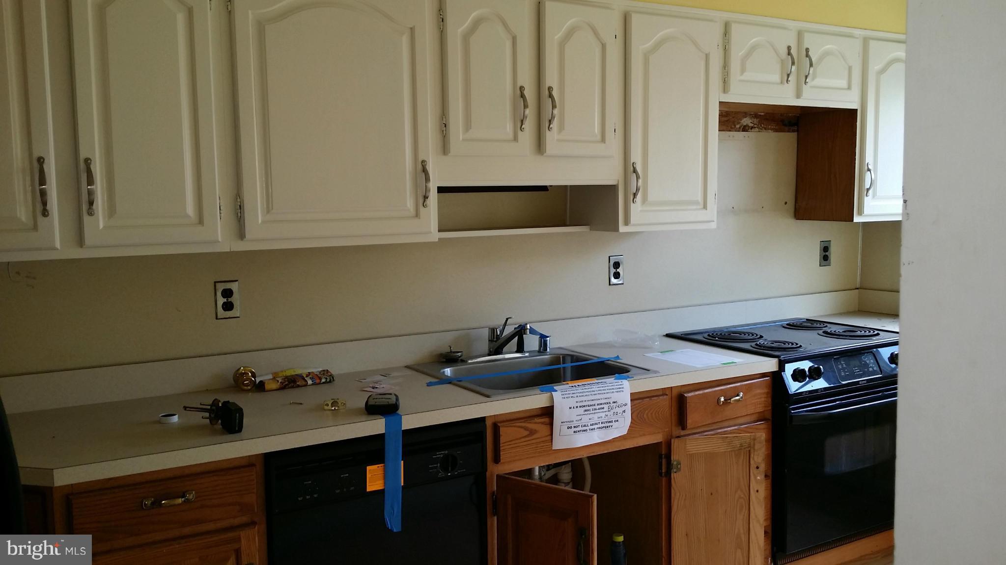 324 Lambeth Road Catonsville, MD 21228 - Photo 16 of 29 Interior (General)