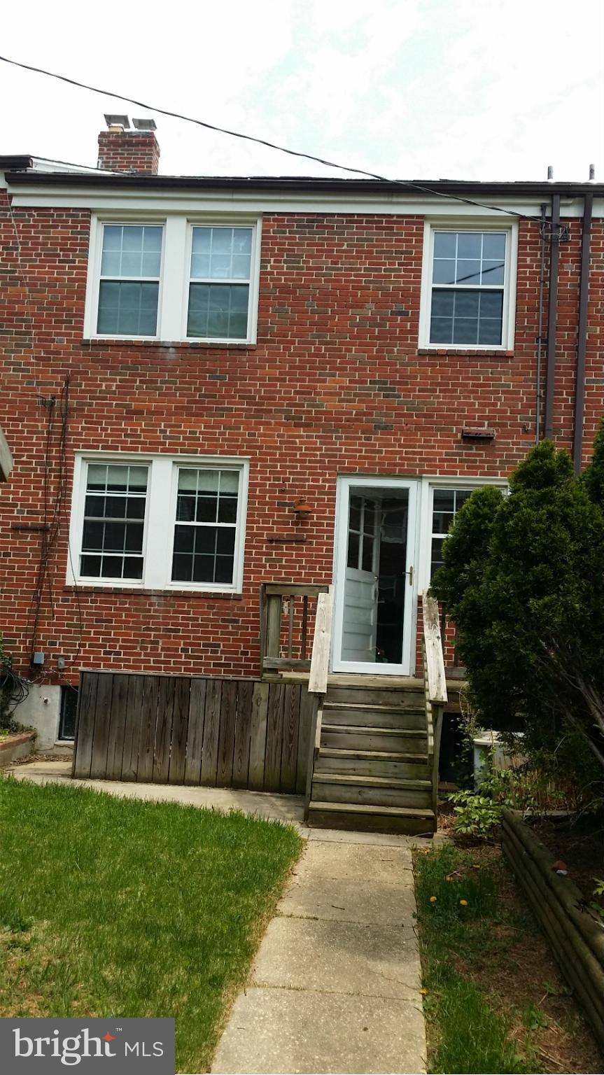 324 Lambeth Road Catonsville, MD 21228 - Photo 3 of 29 Exterior (Rear)