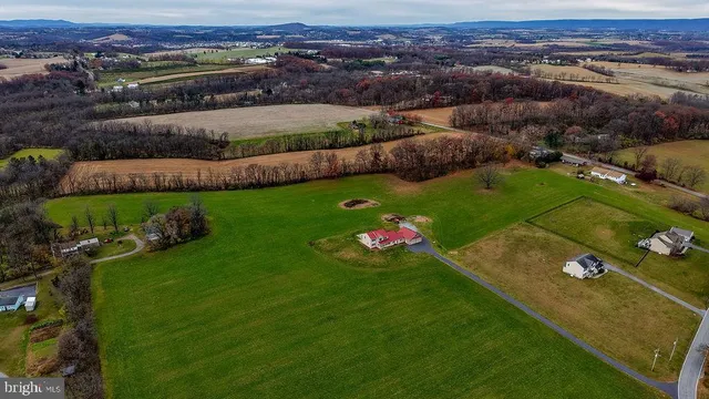 $875,000 | 130 Troxel Road, Shoemakersville, PA 19555