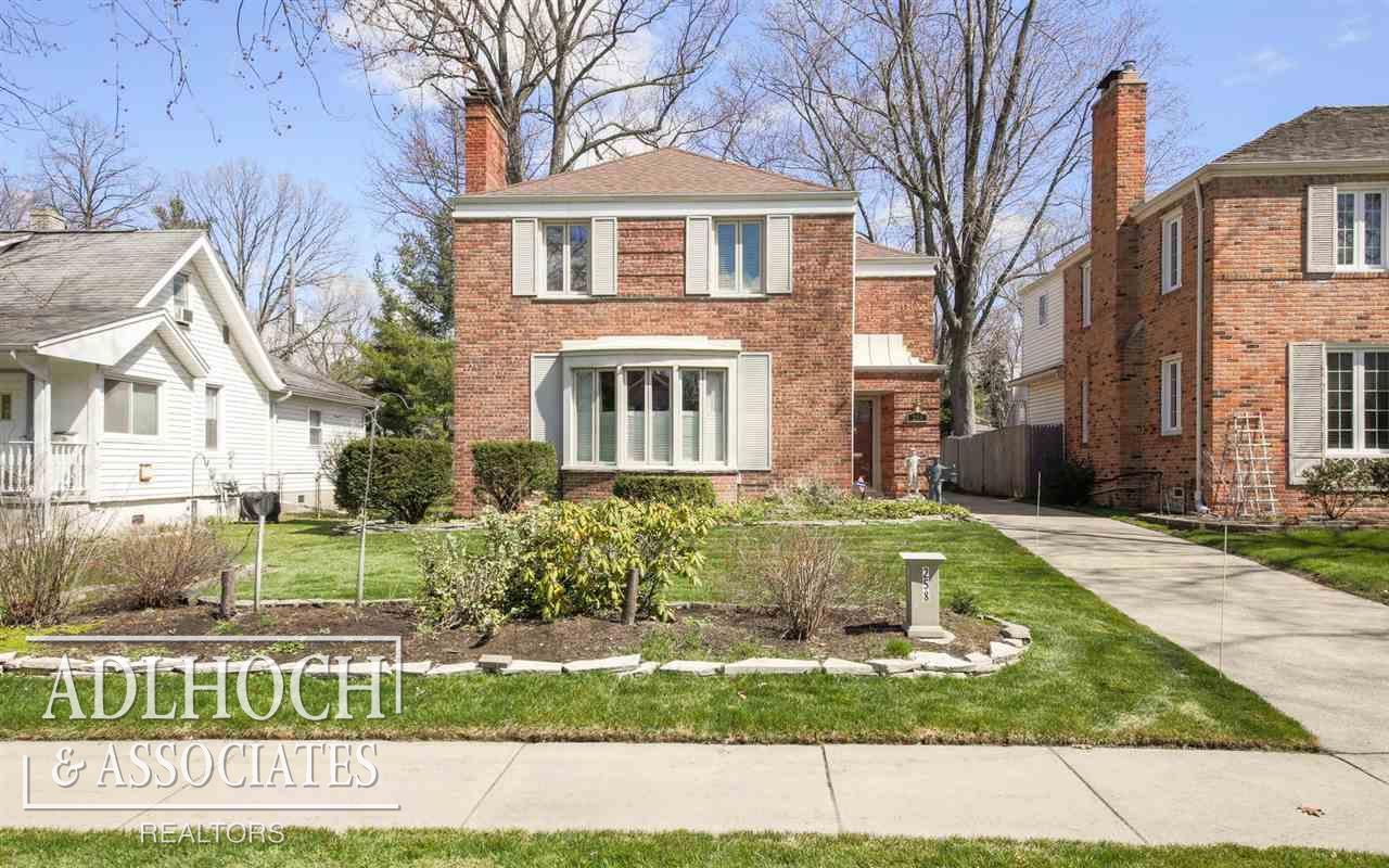 258 Kerby Road Grosse Pointe Farms, MI 48236 - Photo 1 of 29