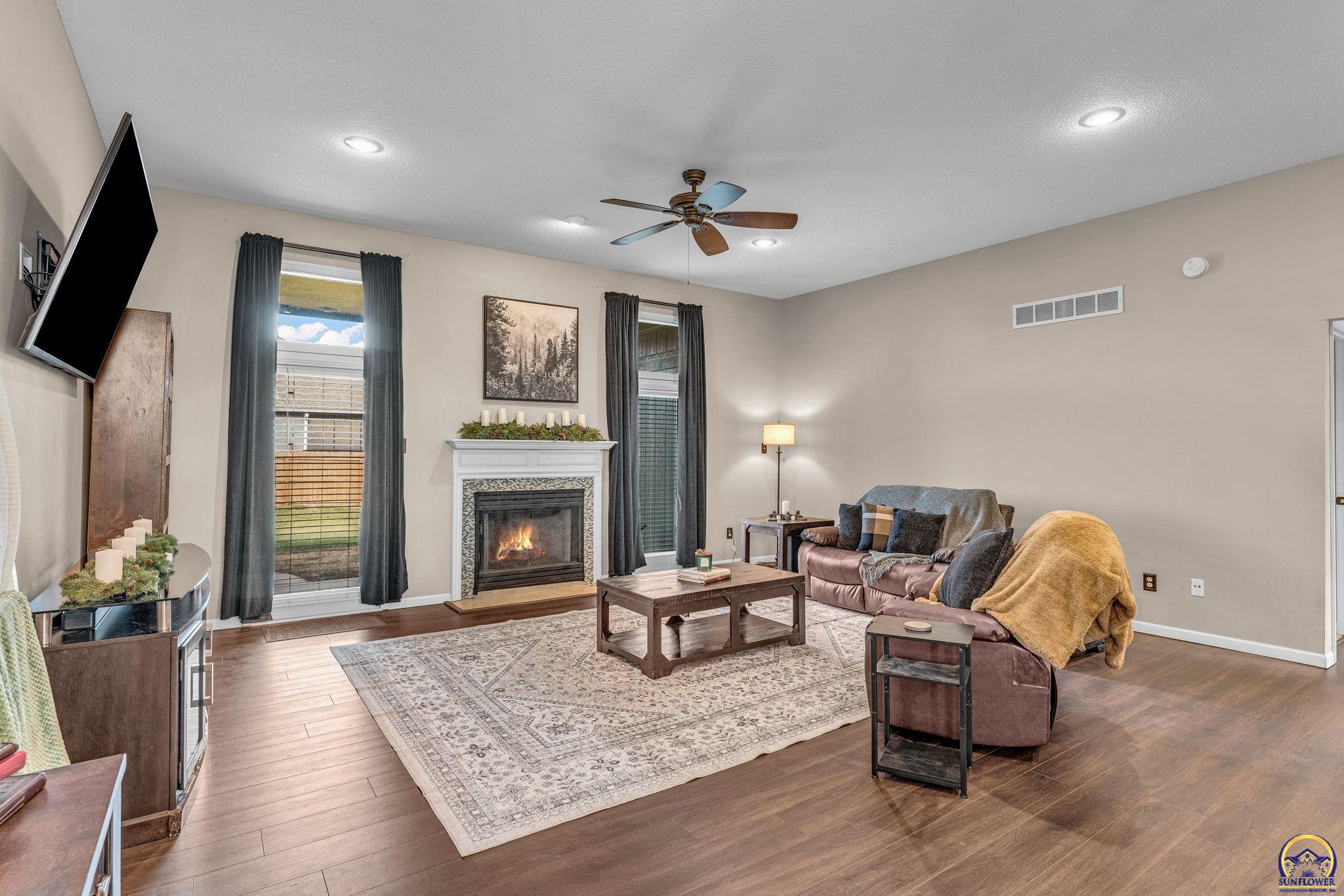 7710 Southwest 27th Street Topeka, KS 66614 - Photo 12 of 53