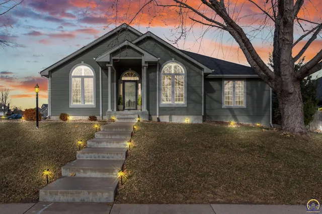 $464,950 | 7710 Southwest 27th Street, Topeka, KS 66614