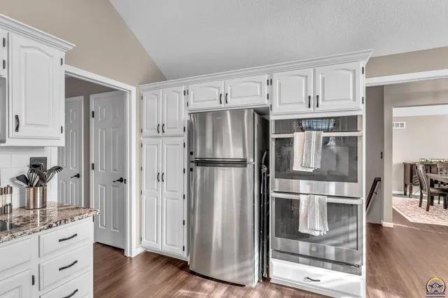 $464,950 | 7710 Southwest 27th Street, Topeka, KS 66614