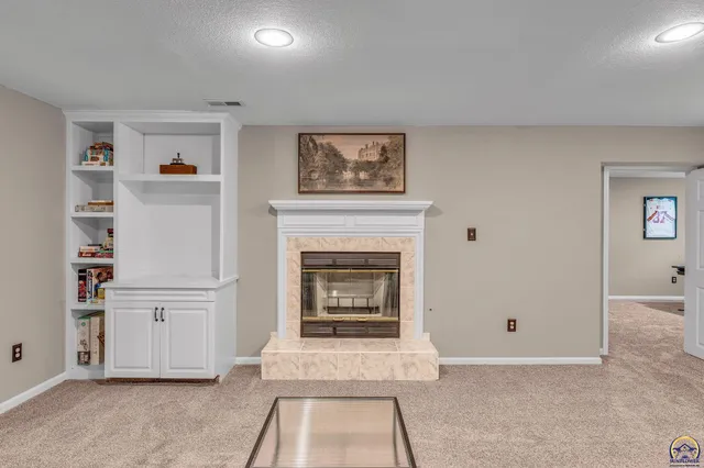 $464,950 | 7710 Southwest 27th Street, Topeka, KS 66614