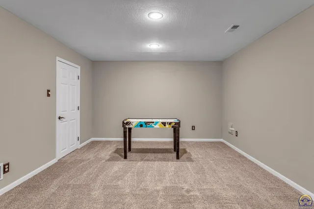 $464,950 | 7710 Southwest 27th Street, Topeka, KS 66614