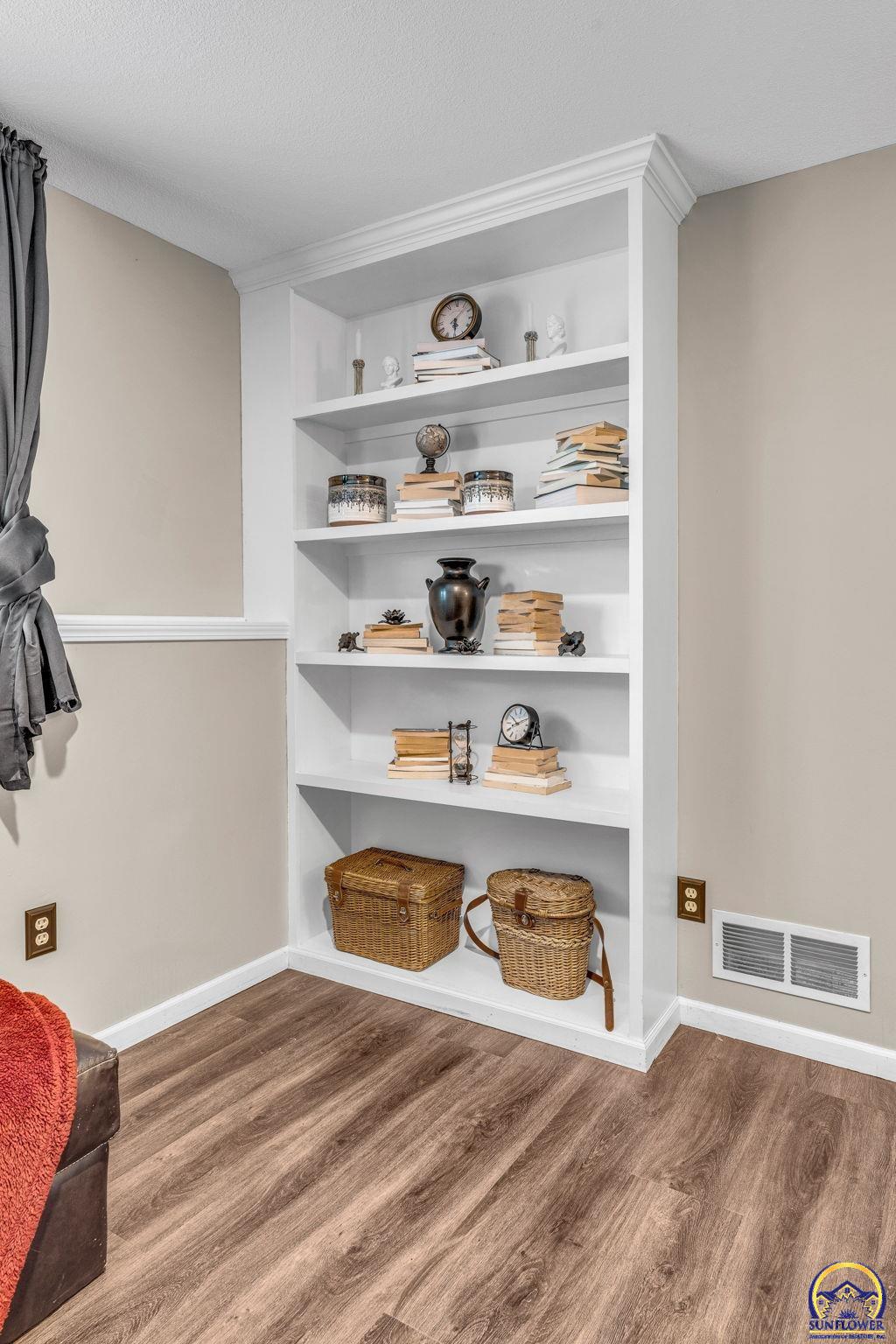 7710 Southwest 27th Street Topeka, KS 66614 - Photo 42 of 53