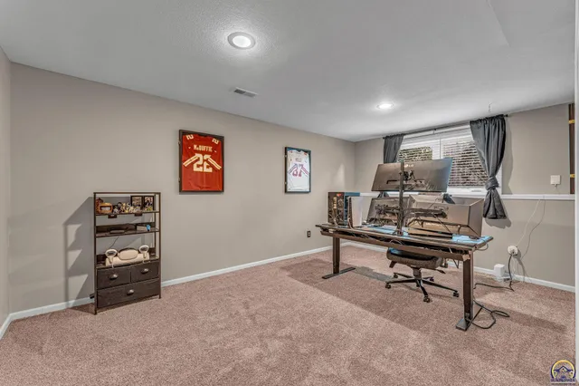 $464,950 | 7710 Southwest 27th Street, Topeka, KS 66614