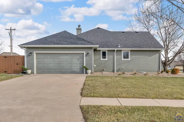 $464,950 | 7710 Southwest 27th Street, Topeka, KS 66614
