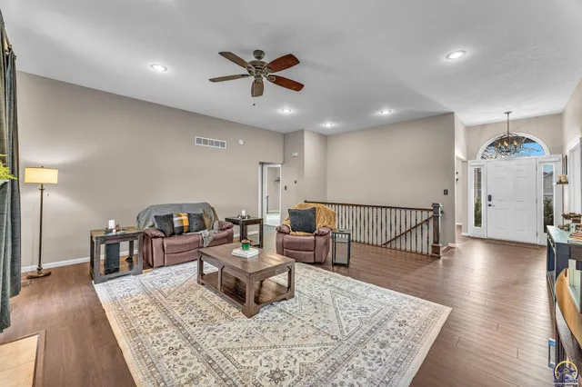 $464,950 | 7710 Southwest 27th Street, Topeka, KS 66614