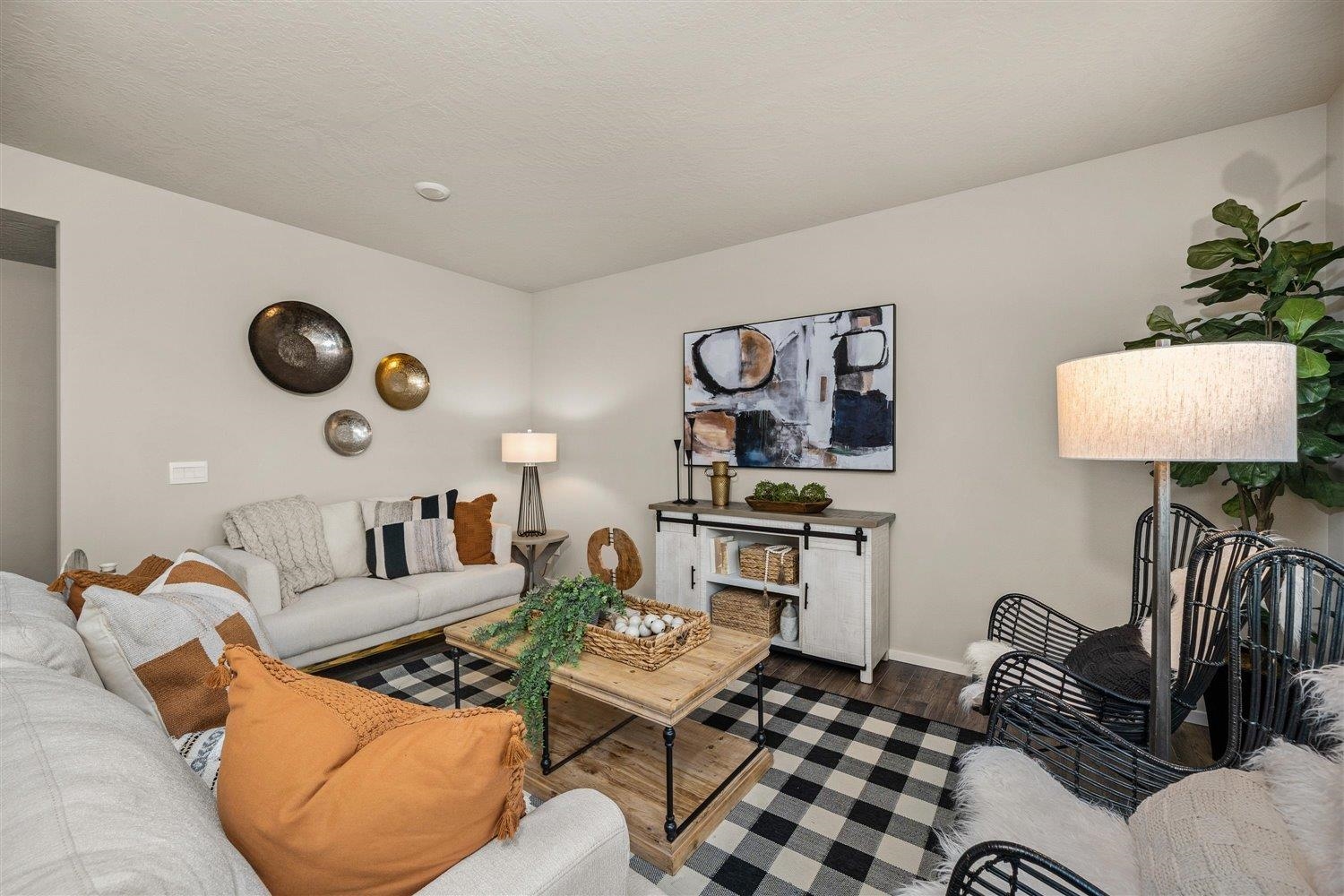 8013 South Avery Road Cheney, WA 99004 - Photo 4 of 30